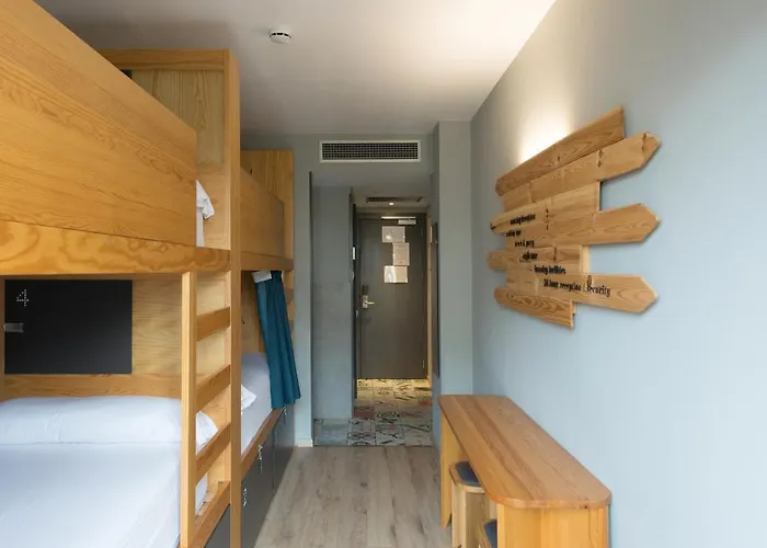 Yeah Barcelona Hostel